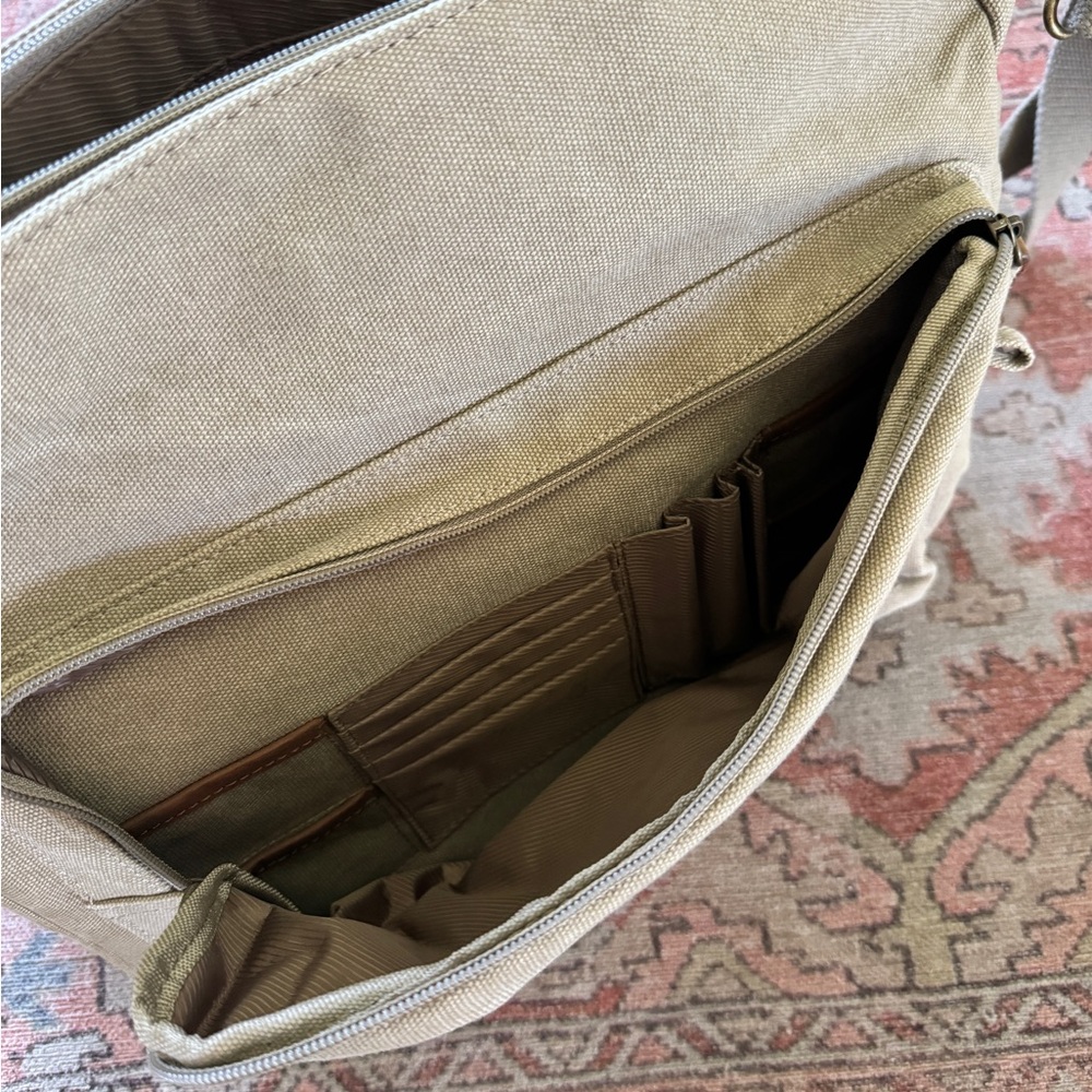Kelly Moore Olive Green Canvas Camera Bag with Brown Leather Accents - Picture 4 of 6